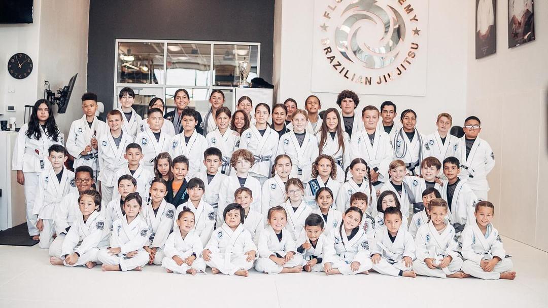 Flow Academy Riverside kids team